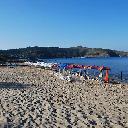 אתר קמפינג Villaggio Saline פאלינורו